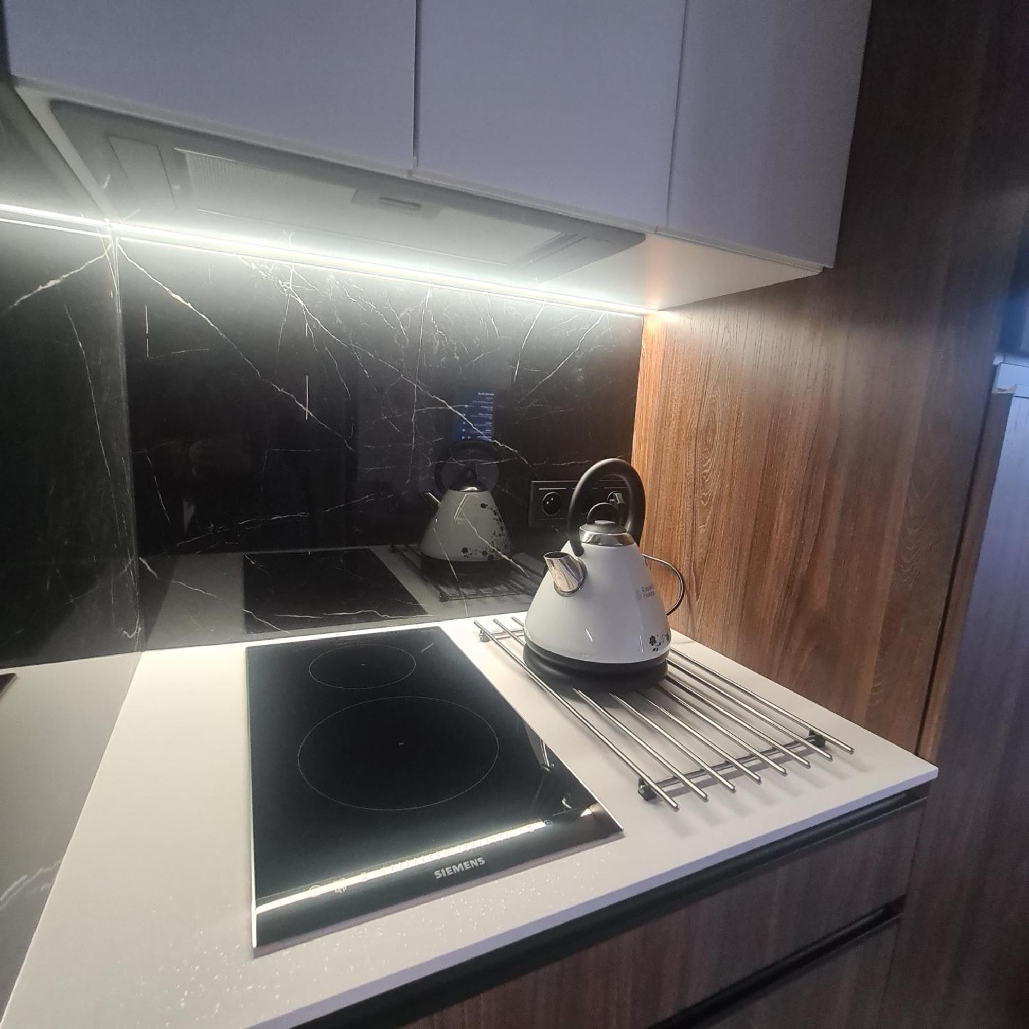 Luksusowy Apartament Bliska Wola Saba Варшава Екстериор снимка