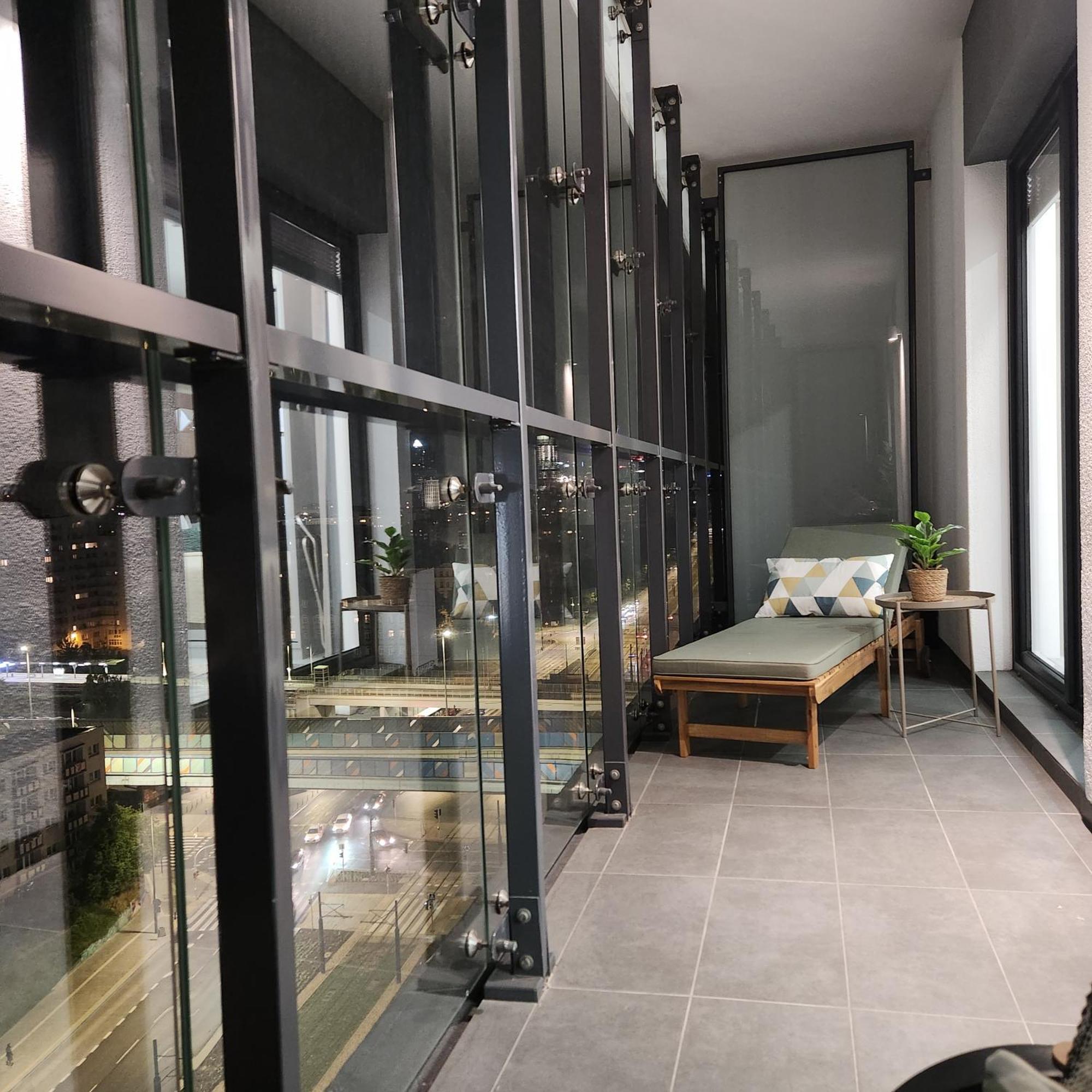 Luksusowy Apartament Bliska Wola Saba Варшава Екстериор снимка
